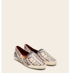 Frye Melanie Slip On Snakeskin Shoes NWT
